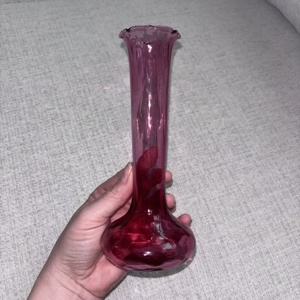Bud Vase Pilgrim Cranberry Glass Swirl Bedford Ruffle 7